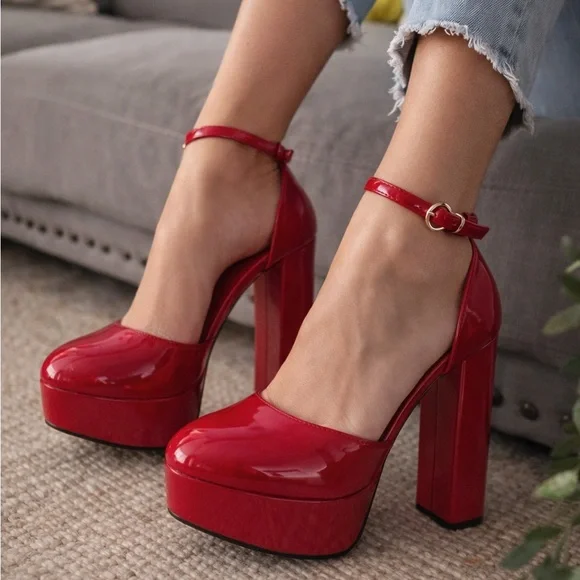 Shoe Dazzle Glossy Red Platform Heels - Picture 1 of 4
